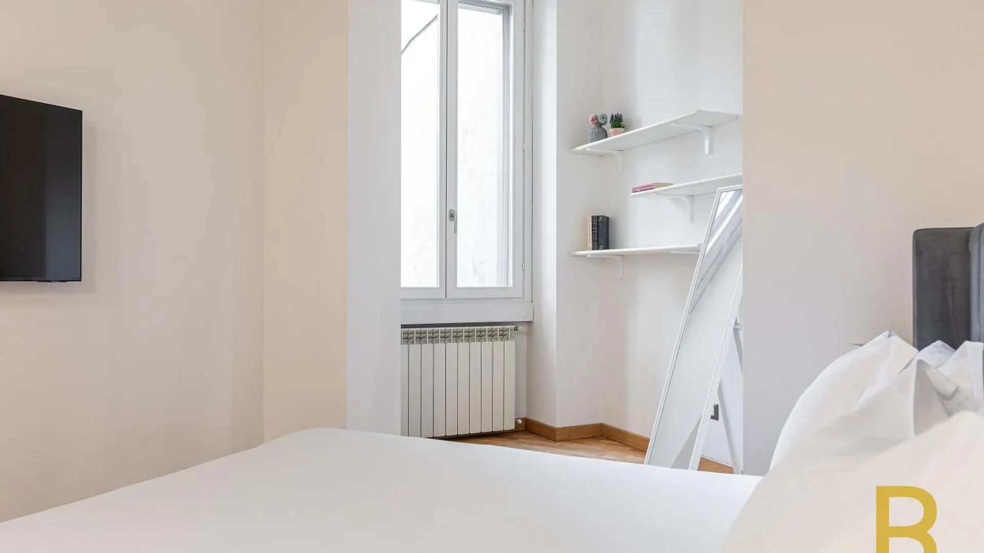 Beplace Apartments In De Amicis Milan 0*,  Italy