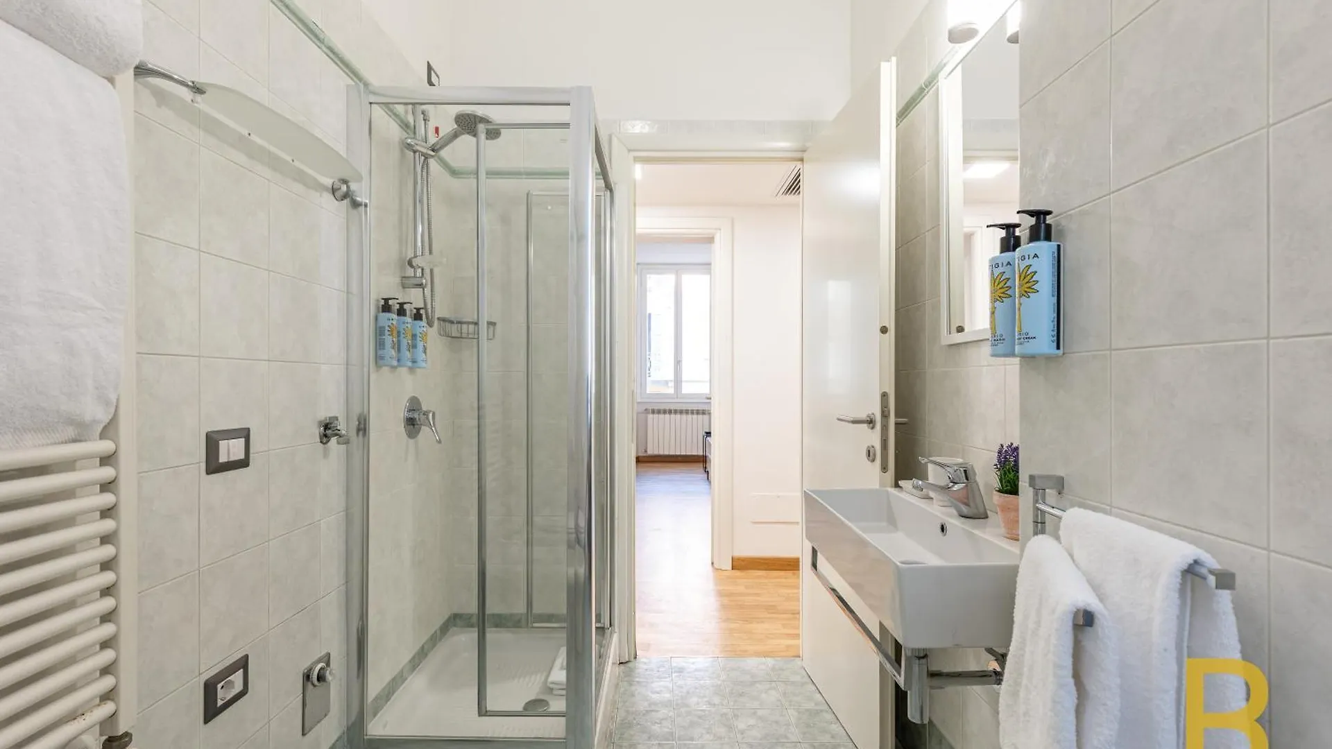 Beplace Apartments In De Amicis Milan 0*,