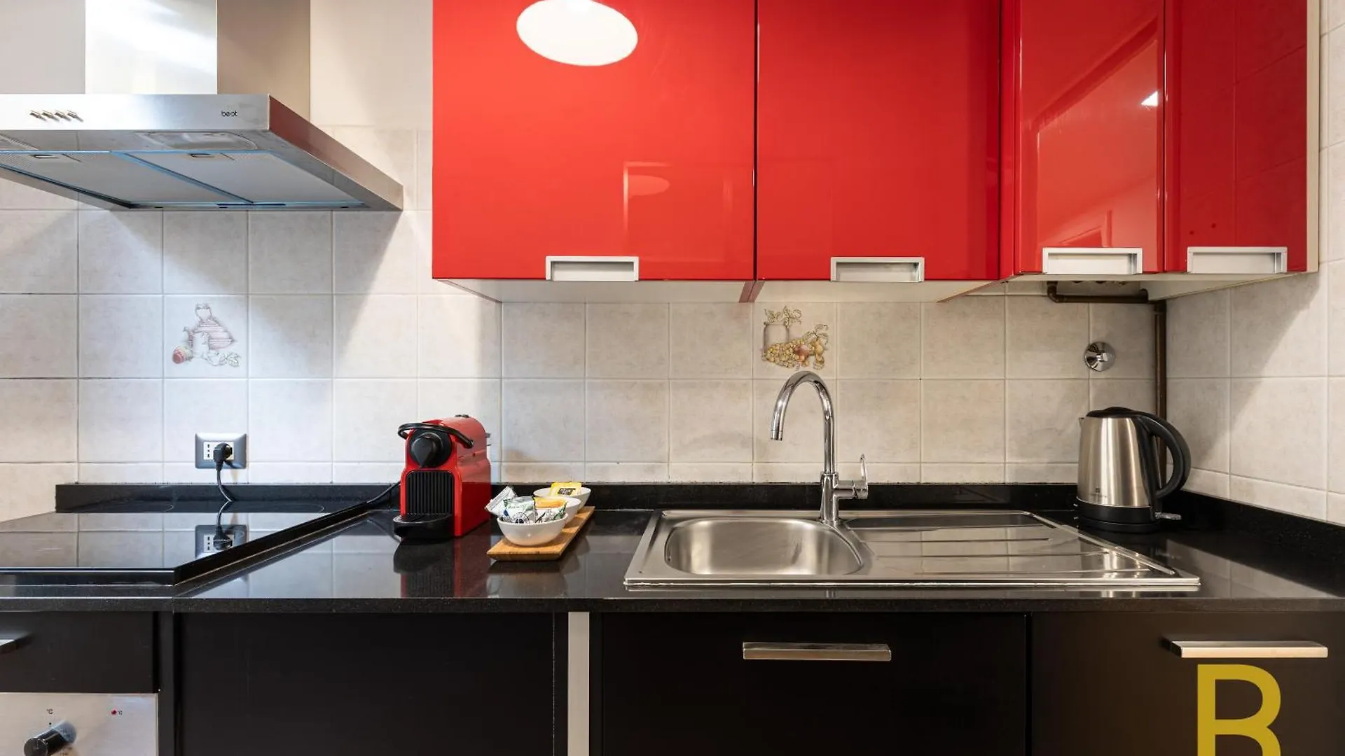 Beplace Apartments In De Amicis Milan Italy