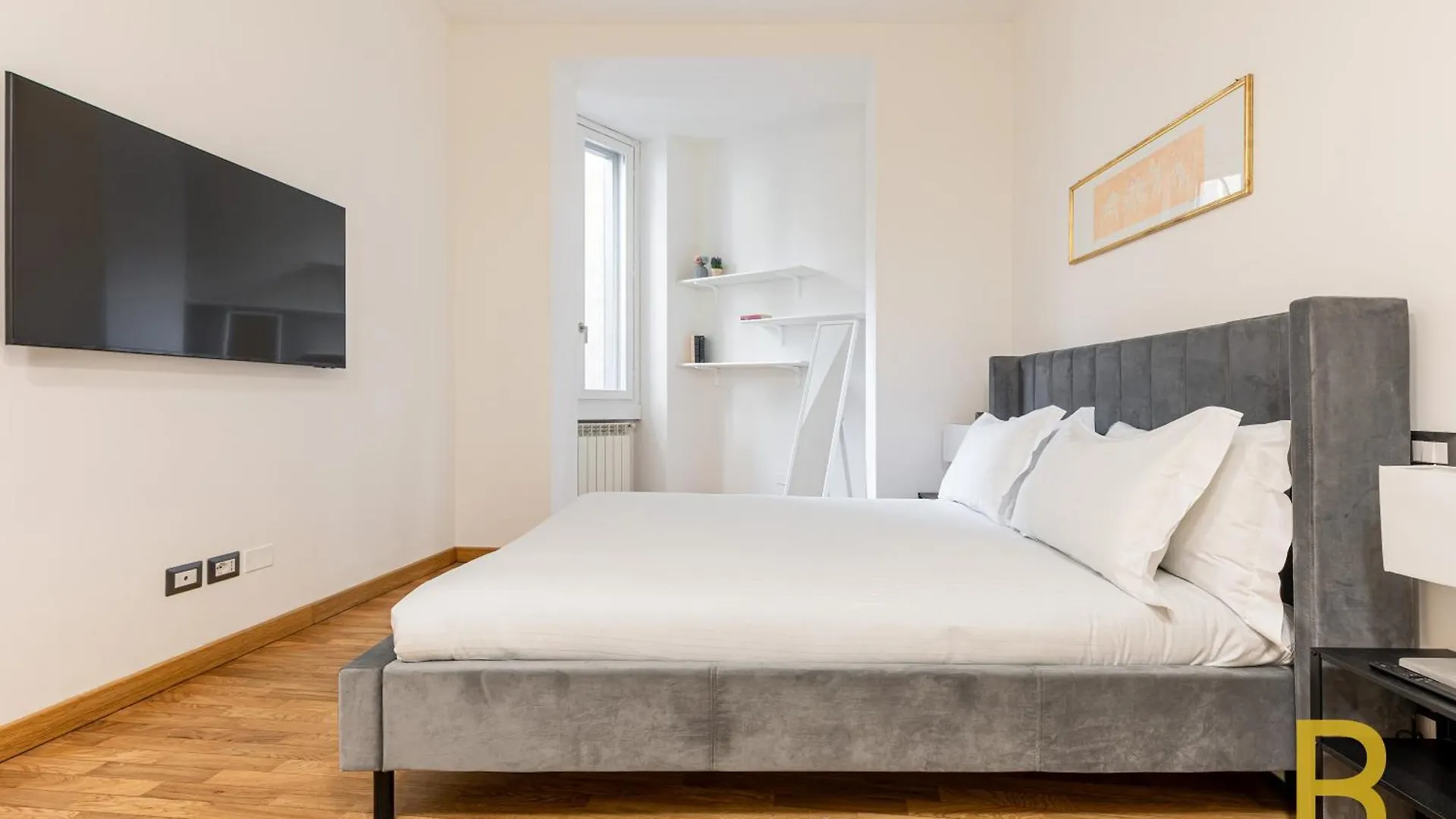 Beplace Apartments In De Amicis Milan Italy